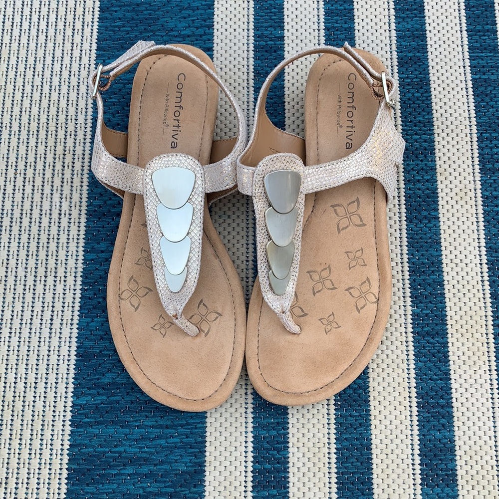 Comfortiva Sandals | Gold & Tan